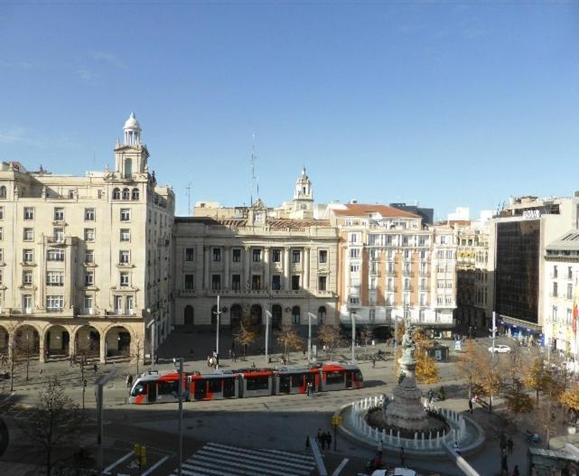 Apartamento En El Centro De Zaragoza "El Rubi Del Pilar" Екстер'єр фото